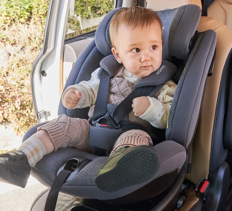 pregnant woman having fetal monitoring 1