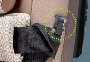 15.first7 plus isofix organic magnetic 1holder 300x208 1